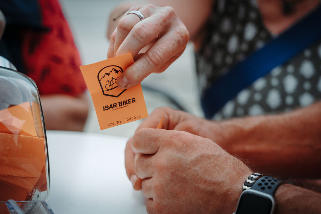 DONEZ_Isar_Bikes_ReOpening-48